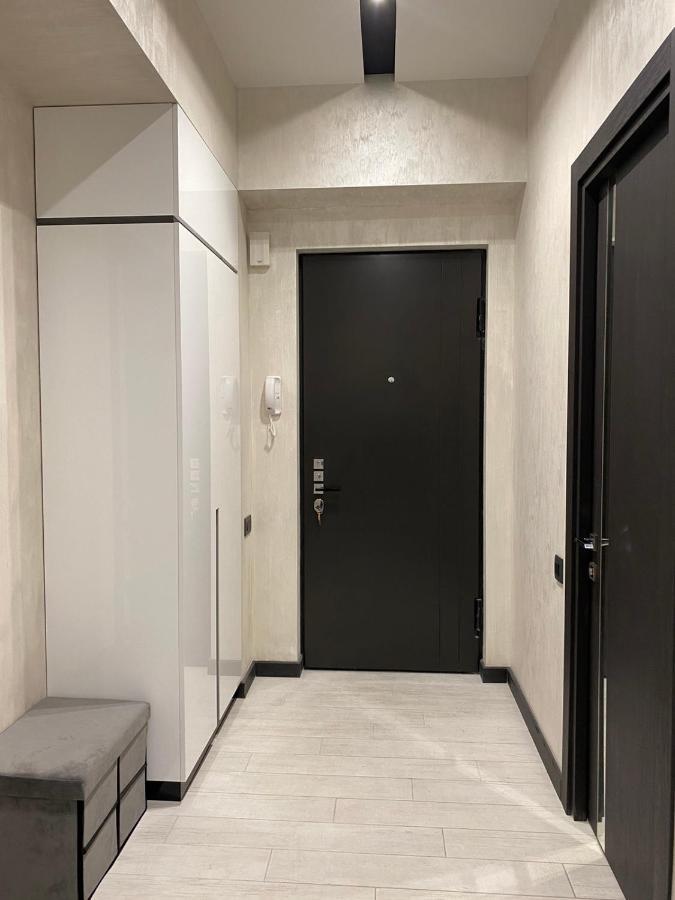 Luxury Modern Apartment In The Center Of Γιερεβάν Εξωτερικό φωτογραφία